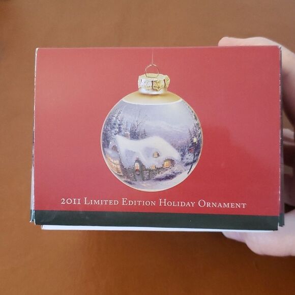 EUC Sears Thomas Kinkade Painter of Light Christmas Ornament Dated 2011 - Picture 3 of 13